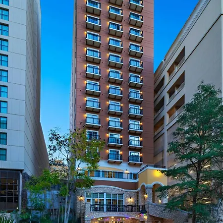Courtyard By Marriott San Antonio Riverwalk